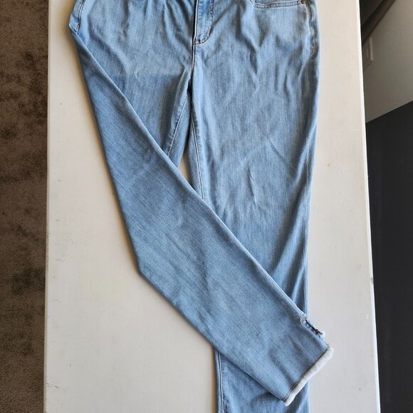 Eileen Fisher	Women's Organic Soft Stretch Pant High Low Raw Hem Jeans Size 10 - Picture 2 of 6